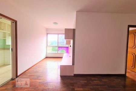 Apartamento à venda com 56m², 2 quartos e 1 vaga Apartamento à venda com 56m², 2 quartos e 1 vagaSala