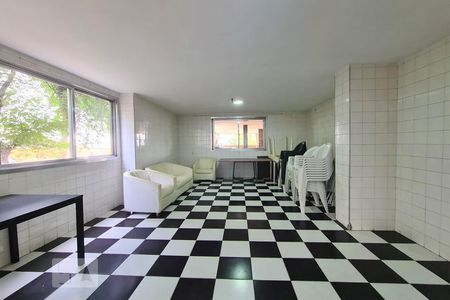 Apartamento à venda com 56m², 2 quartos e 1 vaga Apartamento à venda com 56m², 2 quartos e 1 vagaÁrea comum - Salão de festas