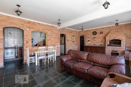 Casa para alugar com 440m², 3 quartos e 5 vagasÁrea Gourmet