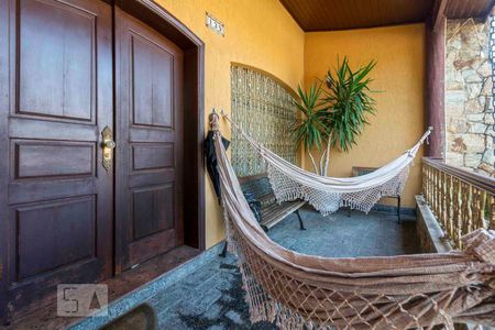 Casa para alugar com 440m², 3 quartos e 5 vagasÁrea Externa