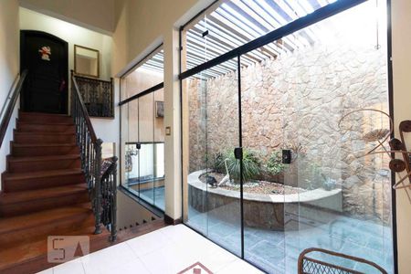 Casa para alugar com 440m², 3 quartos e 5 vagasAcesso Jardim de Inverno e Quartos