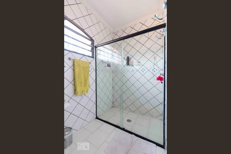 Casa para alugar com 440m², 3 quartos e 5 vagasBanheiro Quarto 2 - Suite