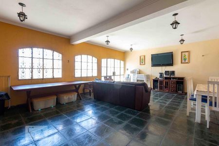 Casa para alugar com 440m², 3 quartos e 5 vagasÁrea Gourmet