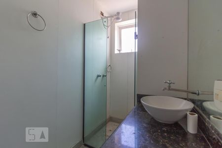 Apartamento à venda com 120m², 3 quartos e 1 vaga Apartamento à venda com 120m², 3 quartos e 1 vagaBanheiro Social