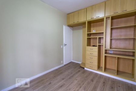 Apartamento à venda com 120m², 3 quartos e 1 vaga Apartamento à venda com 120m², 3 quartos e 1 vagaQuarto 2