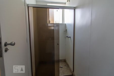 Apartamento à venda com 120m², 3 quartos e 1 vaga Apartamento à venda com 120m², 3 quartos e 1 vagaBanheiro da Suíte