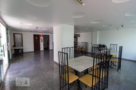 Apartamento à venda com 120m², 3 quartos e 1 vaga Apartamento à venda com 120m², 3 quartos e 1 vagaÁrea Comum - Salão de Festas