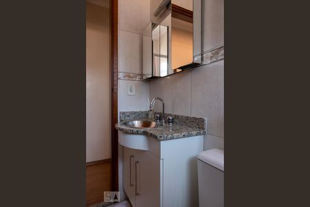 Casa à venda com 150m², 3 quartos e 4 vagas Casa à venda com 150m², 3 quartos e 4 vagasBanheiro