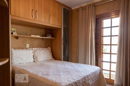 Casa à venda com 150m², 3 quartos e 4 vagas Casa à venda com 150m², 3 quartos e 4 vagasQuarto 3