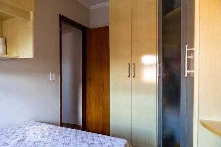 Casa à venda com 150m², 3 quartos e 4 vagas Casa à venda com 150m², 3 quartos e 4 vagasQuarto 2