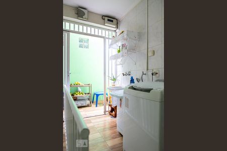 Casa à venda com 150m², 3 quartos e 4 vagas Casa à venda com 150m², 3 quartos e 4 vagasÁrea de Serviço