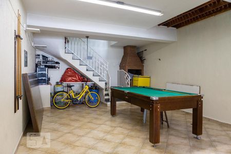 Casa à venda com 150m², 3 quartos e 4 vagas Casa à venda com 150m², 3 quartos e 4 vagasGaragem