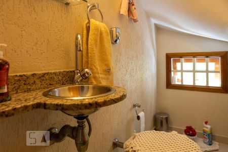 Casa à venda com 150m², 3 quartos e 4 vagas Casa à venda com 150m², 3 quartos e 4 vagasLavabo da Sala