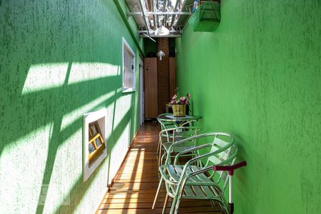 Casa à venda com 150m², 3 quartos e 4 vagas Casa à venda com 150m², 3 quartos e 4 vagasÁrea Comum