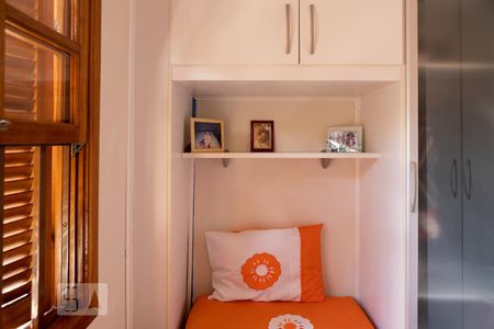 Casa à venda com 150m², 3 quartos e 4 vagas Casa à venda com 150m², 3 quartos e 4 vagasQuarto 1