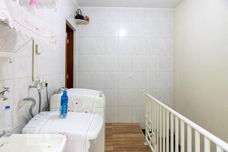 Casa à venda com 150m², 3 quartos e 4 vagas Casa à venda com 150m², 3 quartos e 4 vagasÁrea de Serviço