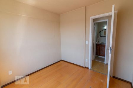 Quarto 1 de apartamento para alugar com 2 quartos, 45m² em Catumbi, Rio de Janeiro