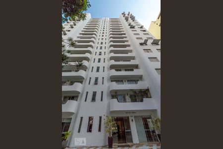 Apartamento à venda com 113m², 3 quartos e 3 vagasFachada