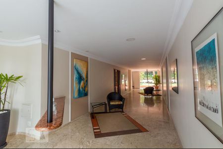 Apartamento à venda com 113m², 3 quartos e 3 vagasHall social