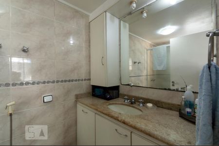 Apartamento à venda com 113m², 3 quartos e 3 vagasBanheiro da Suíte