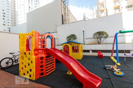 Apartamento à venda com 113m², 3 quartos e 3 vagasÁrea comum - Playground