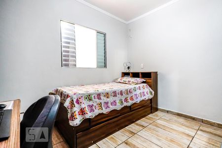 Quarto 2 de casa à venda com 6 quartos, 220m² em Vila Medeiros, São Paulo