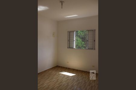 Suíte 1 de casa de condomínio para alugar com 2 quartos, 90m² em Jardim Danfer, São Paulo