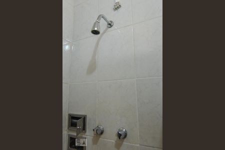 Apartamento à venda com 76m², 2 quartos e sem vaga Apartamento à venda com 76m², 2 quartos e sem vagaBanheiro