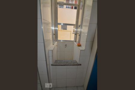 Apartamento à venda com 76m², 2 quartos e sem vaga Apartamento à venda com 76m², 2 quartos e sem vagaÁrea de Serviço
