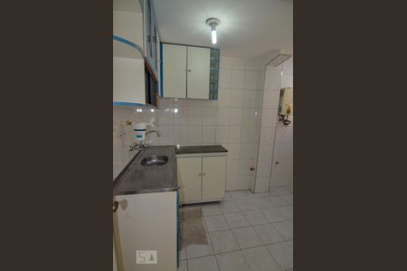 Apartamento à venda com 76m², 2 quartos e sem vaga Apartamento à venda com 76m², 2 quartos e sem vagaCozinha
