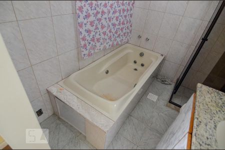 Apartamento à venda com 76m², 2 quartos e sem vaga Apartamento à venda com 76m², 2 quartos e sem vagasuíte