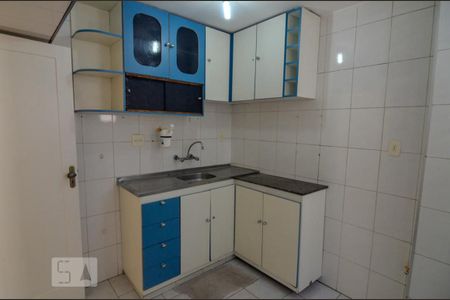 Apartamento à venda com 76m², 2 quartos e sem vaga Apartamento à venda com 76m², 2 quartos e sem vagaCozinha