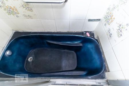 Apartamento à venda com 96m², 3 quartos e 1 vagaBanheiro da suíte