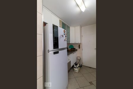 Apartamento à venda com 96m², 3 quartos e 1 vagaCozinha