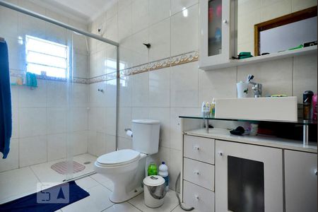 Banheiro da Suíte de casa à venda com 3 quartos, 189m² em Vila Ipojuca, São Paulo