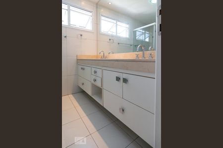 Apartamento à venda com 147m², 3 quartos e 2 vagasBanheiro Suíte Master