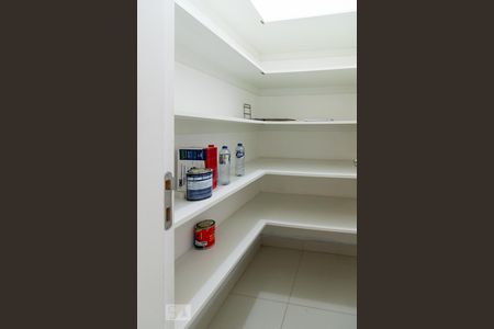 Apartamento à venda com 147m², 3 quartos e 2 vagasDespensa