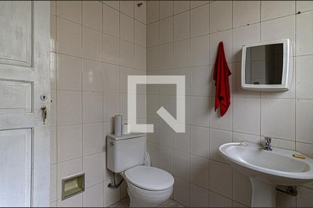 banheiro social de casa para alugar com 1 quarto, 80m² em Vila Nair, São Paulo