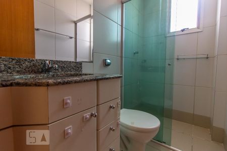 Apartamento à venda com 120m², 2 quartos e 1 vaga Apartamento à venda com 120m², 2 quartos e 1 vagaBanheiro