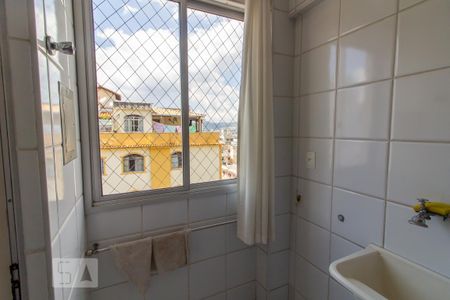 Área de Serviço de apartamento para alugar com 2 quartos, 120m² em Sagrada Família, Belo Horizonte