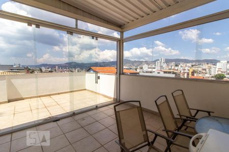 Apartamento à venda com 120m², 2 quartos e 1 vaga Apartamento à venda com 120m², 2 quartos e 1 vagaCobertura