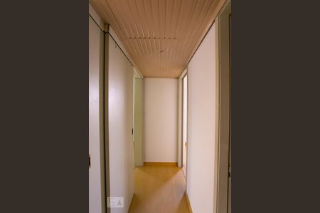 Apartamento à venda com 68m², 2 quartos e sem vagaCorredor