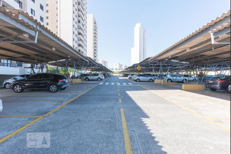 Apartamento à venda com 77m², 2 quartos e 2 vagas Apartamento à venda com 77m², 2 quartos e 2 vagasGaragem