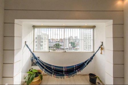 Sala de apartamento à venda com 3 quartos, 110m² em Vila Itapura, Campinas