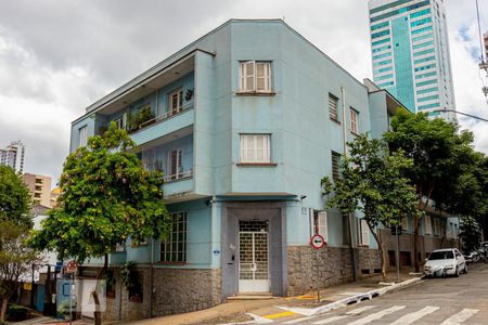Apartamento para alugar com 85m², 2 quartos e 1 vagaFachada
