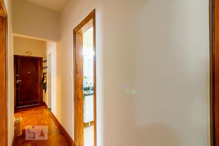 Apartamento para alugar com 85m², 2 quartos e 1 vagaCorredor