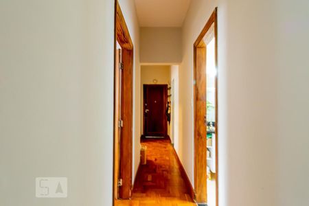 Apartamento para alugar com 85m², 2 quartos e 1 vagaCorredor