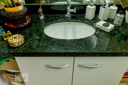 Apartamento para alugar com 85m², 2 quartos e 1 vagaBanheiro