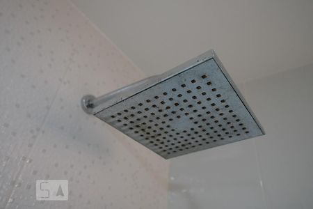 Casa de condomínio à venda com 96m², 4 quartos e 1 vagaBanheiro