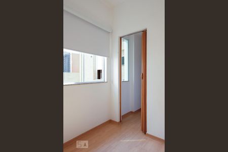 Casa de condomínio à venda com 96m², 4 quartos e 1 vagaQuarto